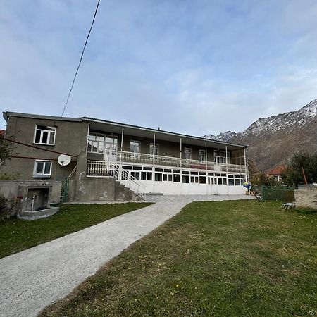 Polaris Kazbegi Hotell Eksteriør bilde