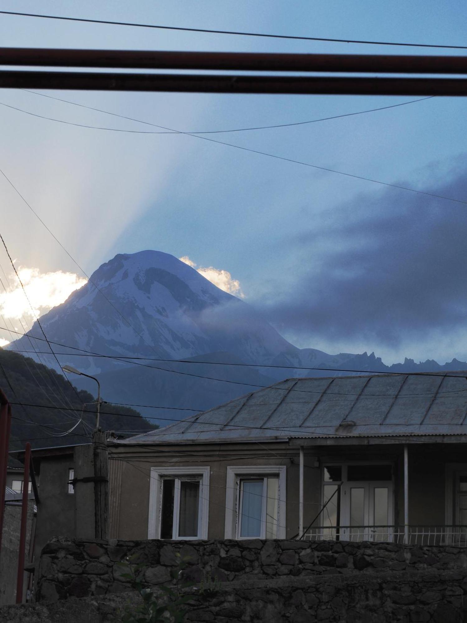 Polaris Kazbegi Hotell Eksteriør bilde