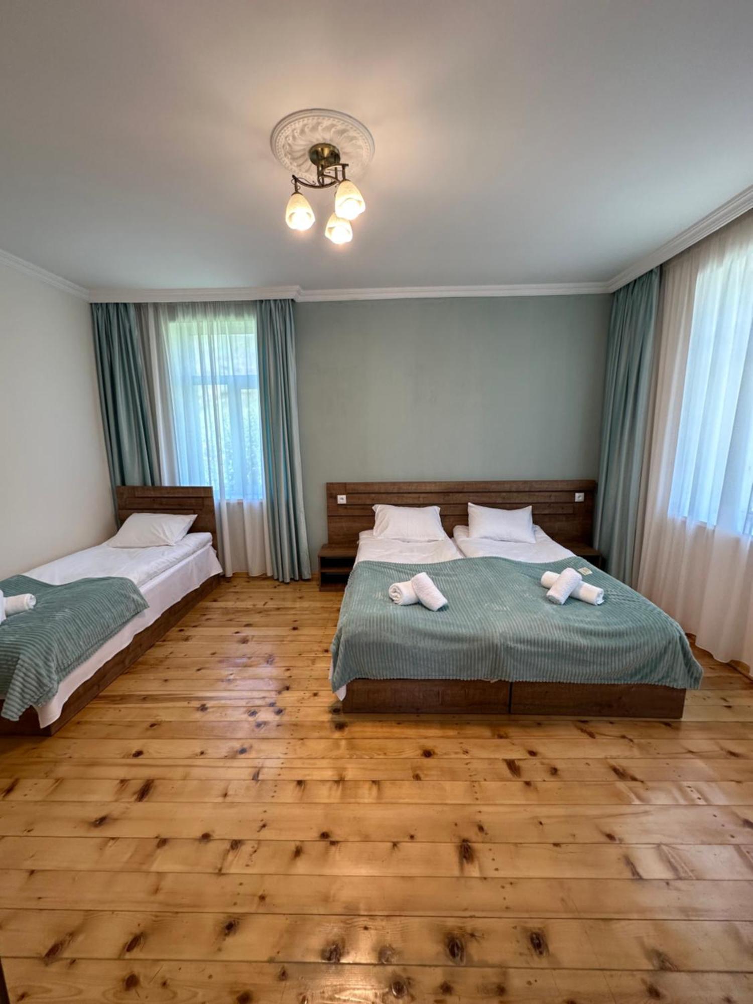Polaris Kazbegi Hotell Eksteriør bilde