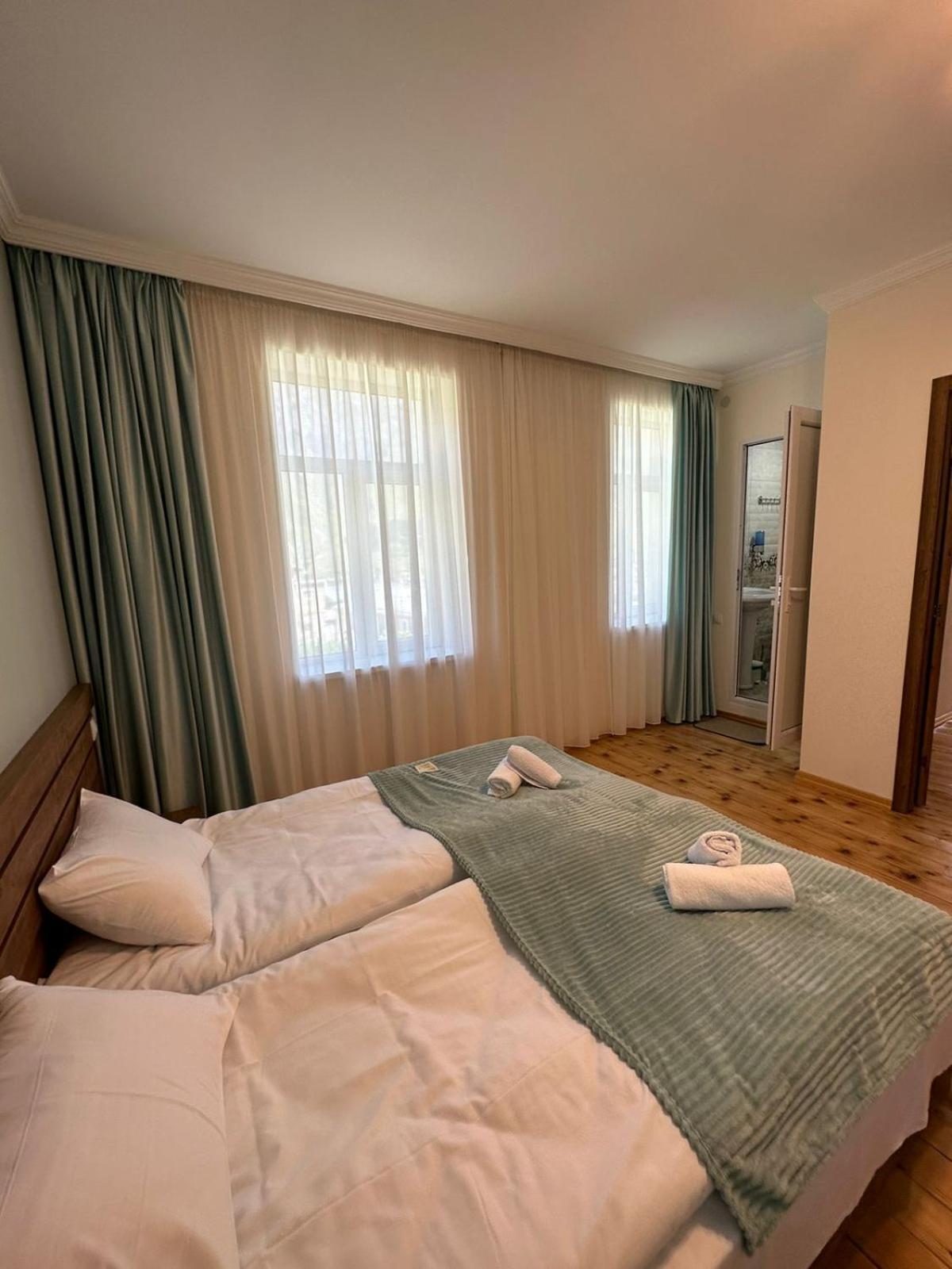 Polaris Kazbegi Hotell Eksteriør bilde