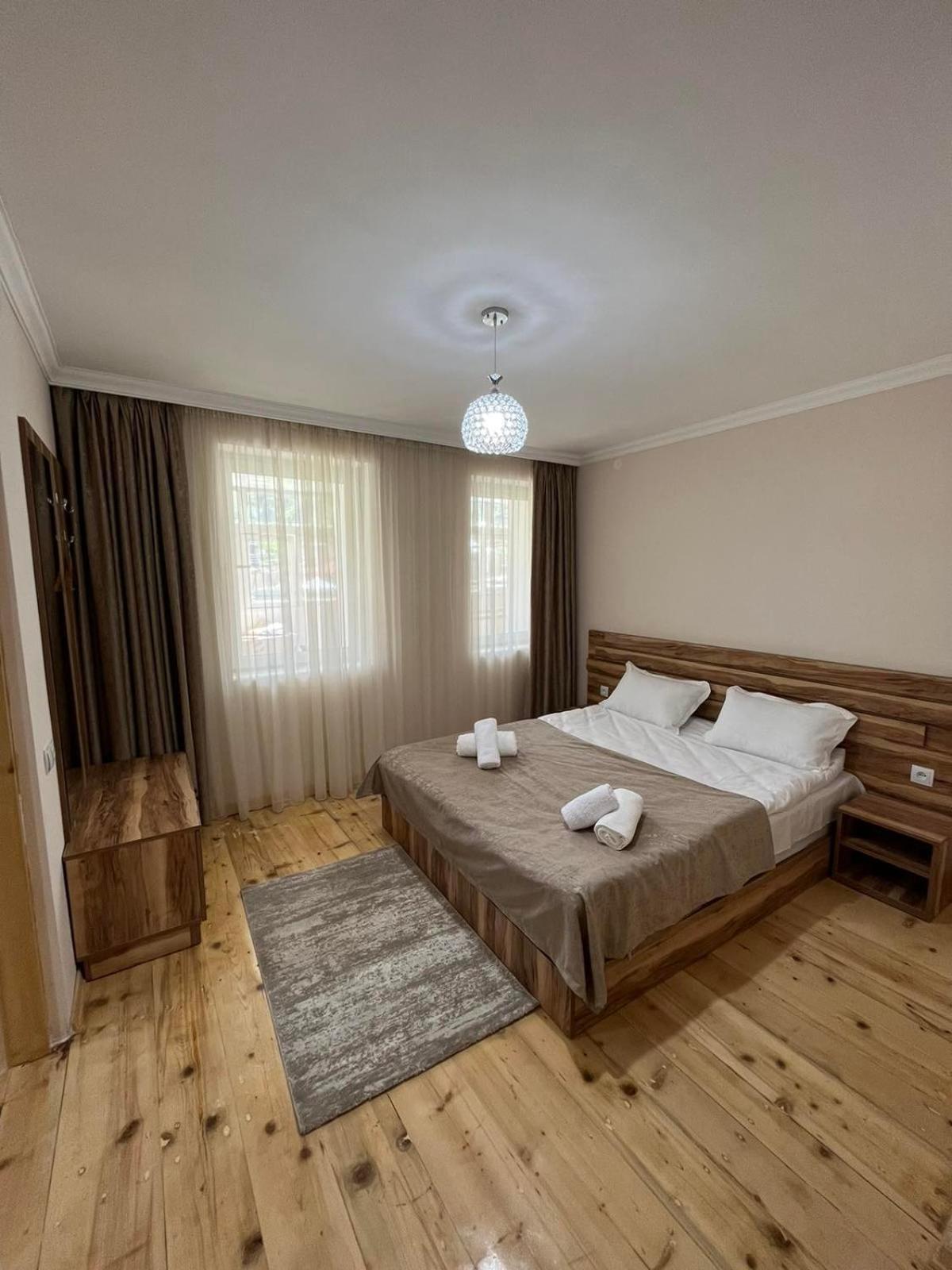 Polaris Kazbegi Hotell Eksteriør bilde